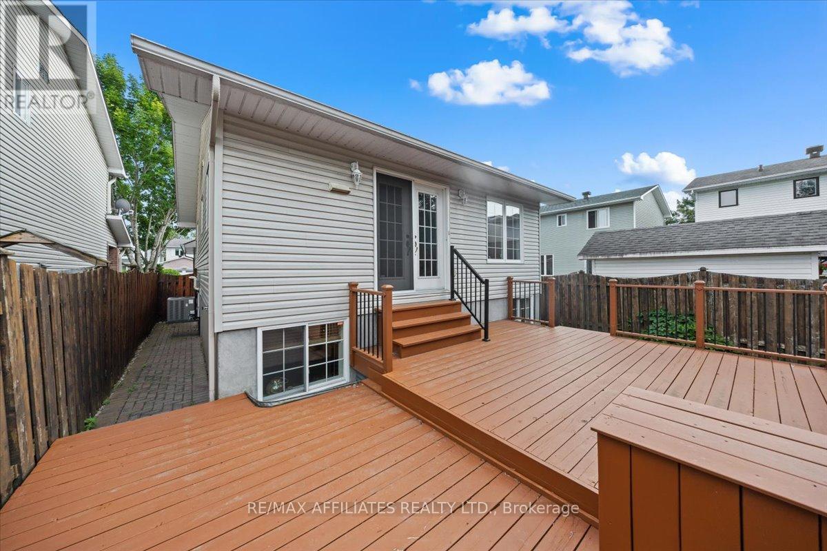1694 Toulouse Crescent, Ottawa, Ontario  K1C 6K3 - Photo 37 - X12293379