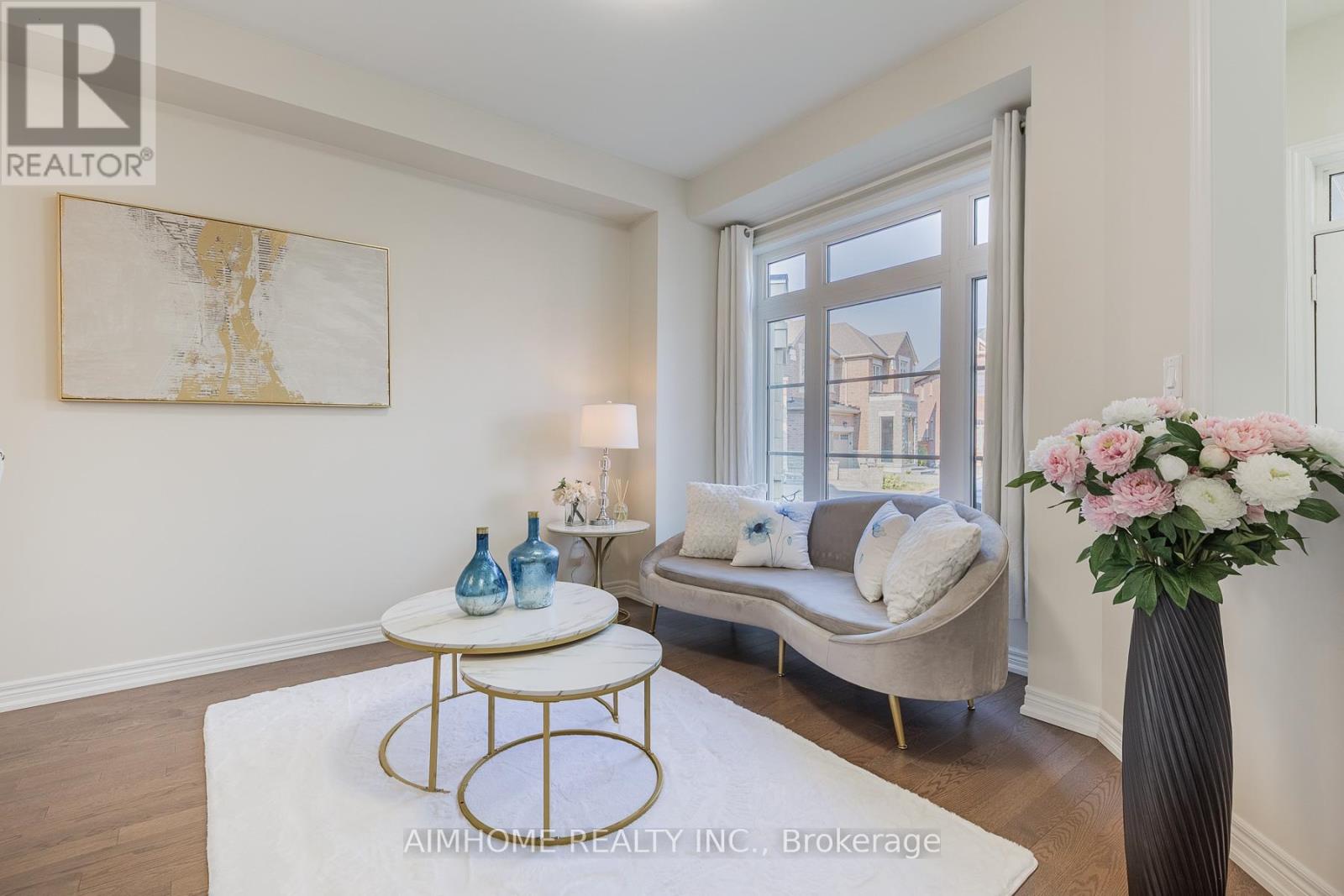 Property at 39 BOLSBY COURT image 4