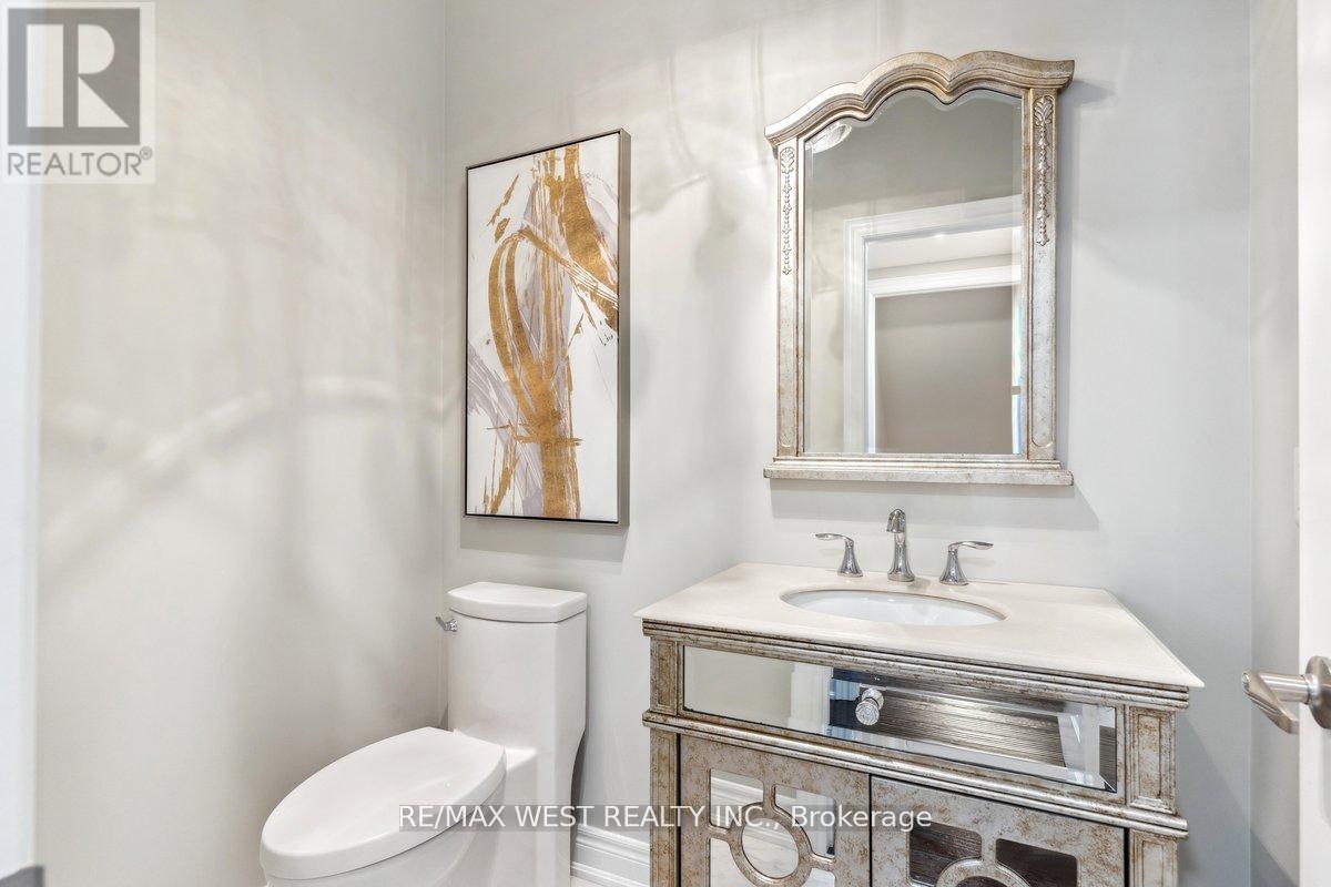 39 Condor Way, Vaughan (Kleinburg), Ontario  L4H 4N1 - Photo 13 - N12293190