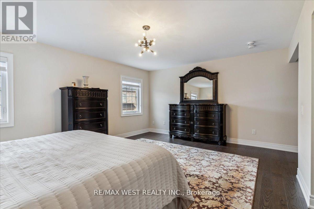 39 Condor Way, Vaughan (Kleinburg), Ontario  L4H 4N1 - Photo 15 - N12293190