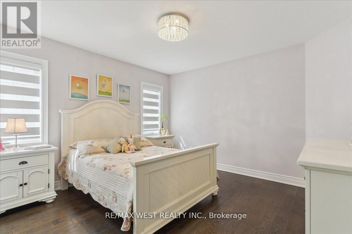39 Condor Way, Vaughan (Kleinburg), Ontario  L4H 4N1 - Photo 18 - N12293190