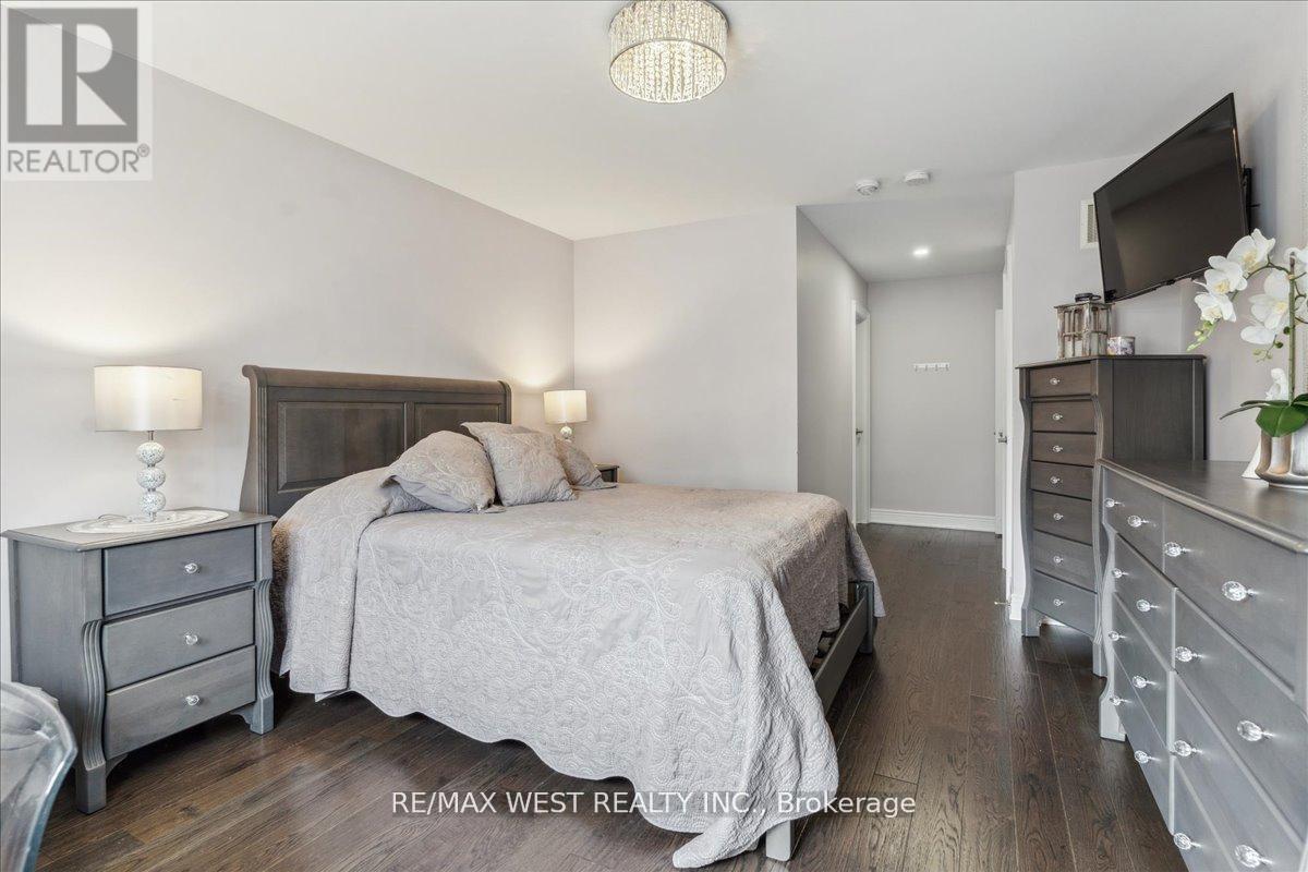 39 Condor Way, Vaughan (Kleinburg), Ontario  L4H 4N1 - Photo 21 - N12293190