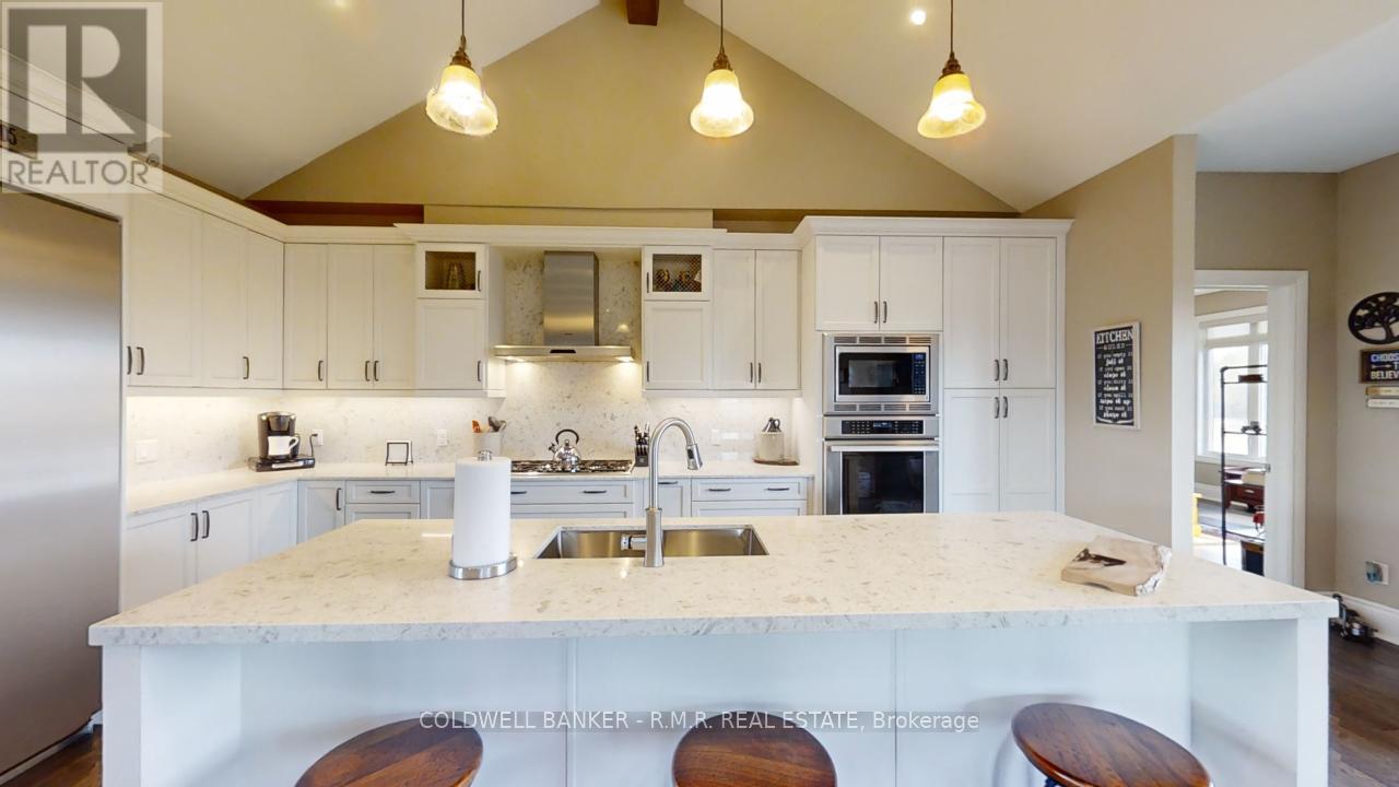 470 Blue Mountain Road, Uxbridge, Ontario  L9P 1R3 - Photo 2 - N12293204