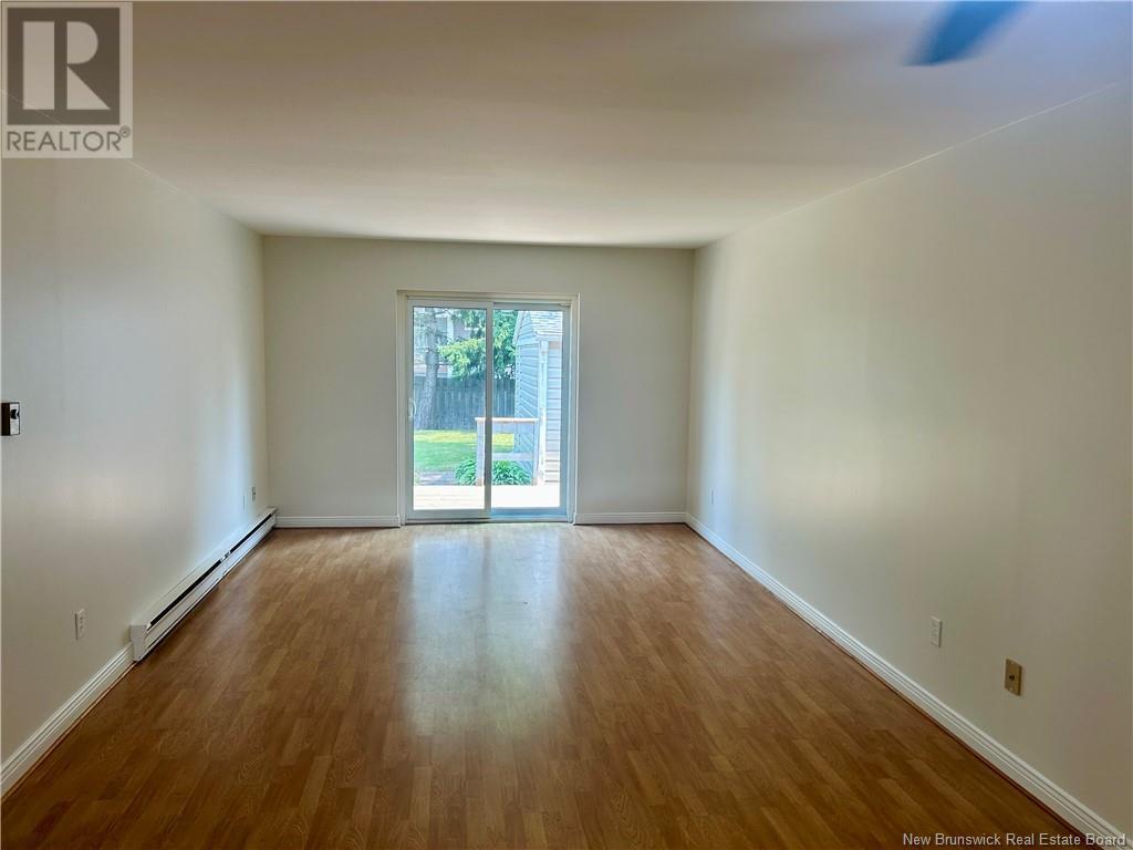 331 Mclaughlin Drive Unit# 10, Moncton, New Brunswick  E1A 4R3 - Photo 5 - NB123171