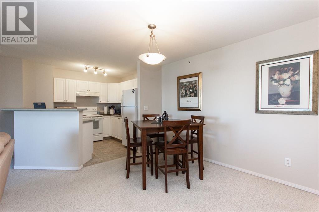 Property at 1413, 12A Ironside Street image 4
