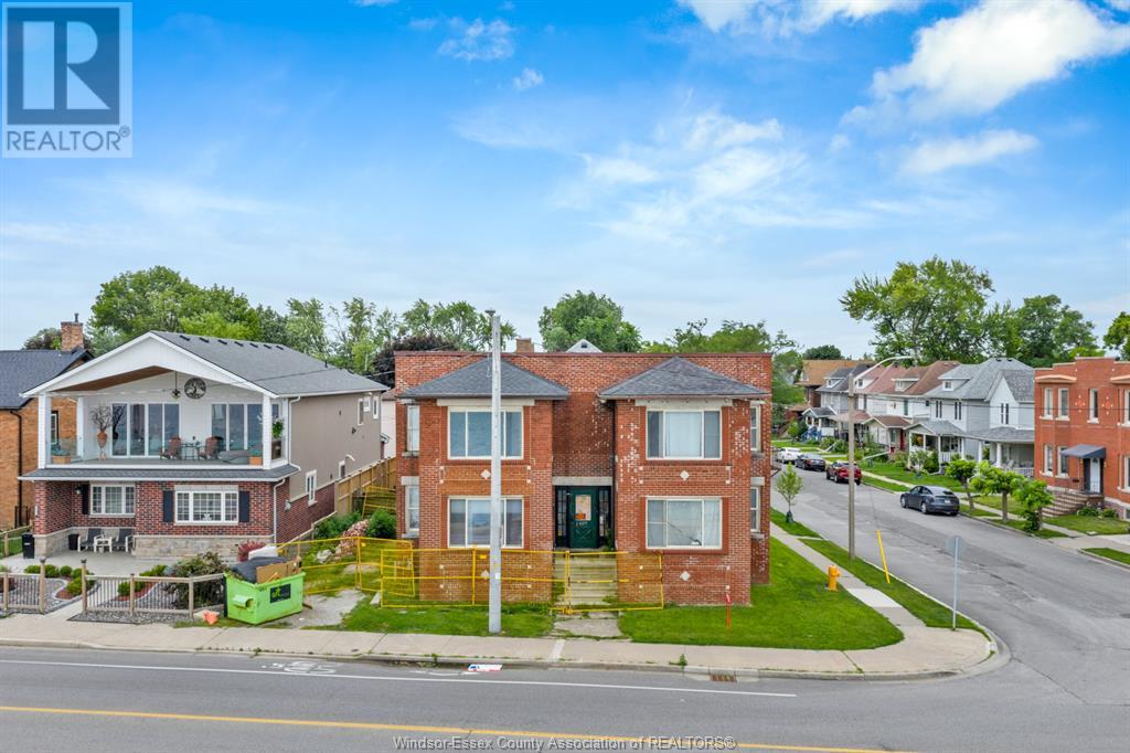 MLS# 25018200: 1077 RIVERSIDE DRIVE West, Windsor, Canada