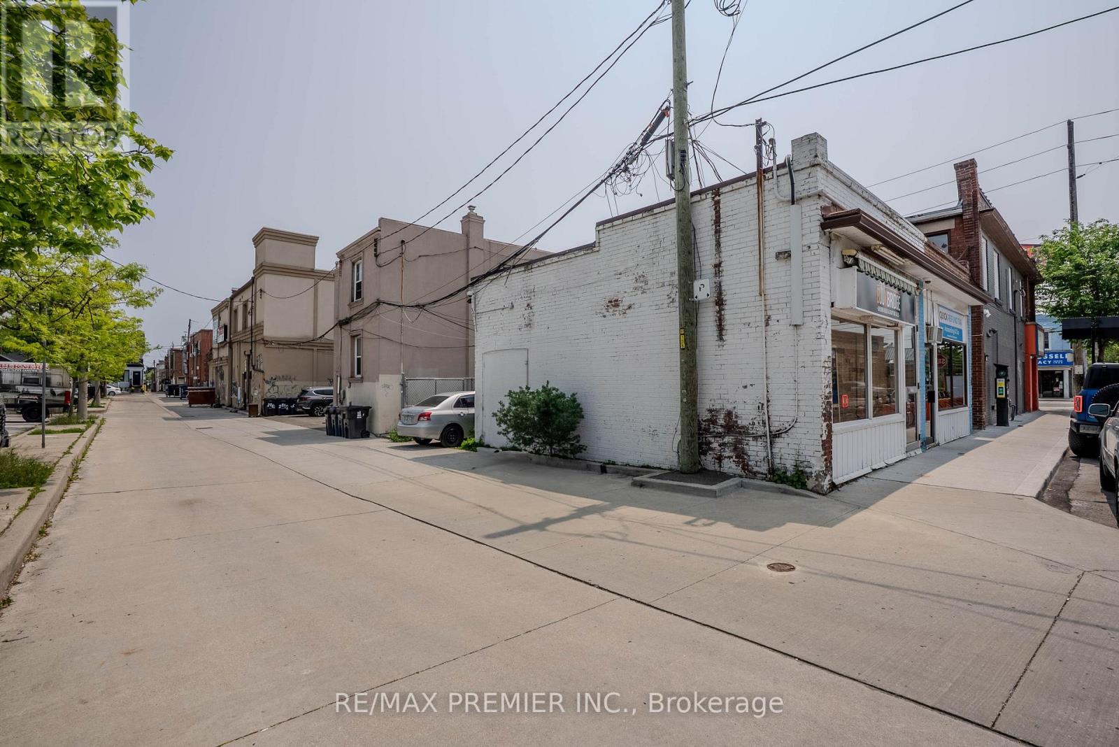 2898 Lake Shore Boulevard W, Toronto, Ontario  M8V 1J2 - Photo 20 - W12293147