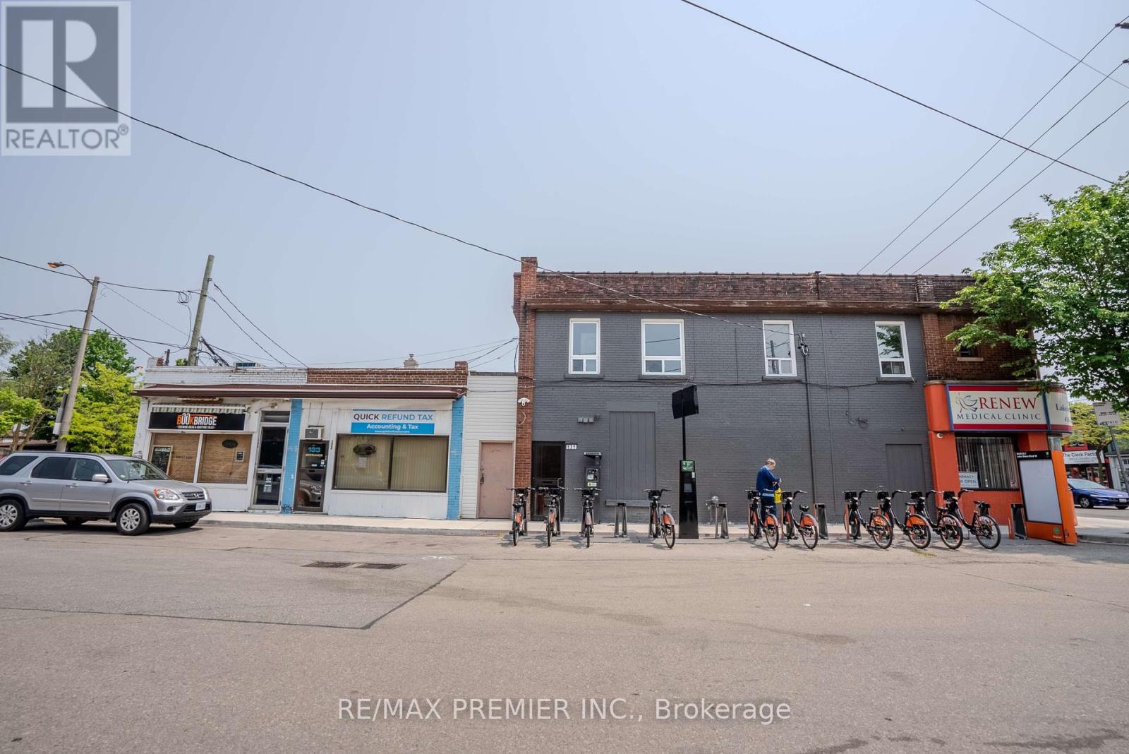 2898 Lake Shore Boulevard W, Toronto, Ontario  M8V 1J2 - Photo 4 - W12293147