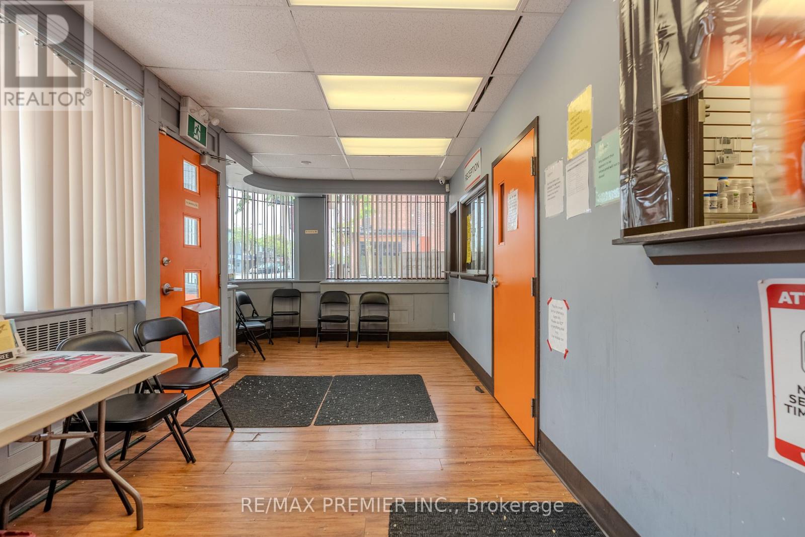 2898 Lake Shore Boulevard W, Toronto, Ontario  M8V 1J2 - Photo 7 - W12293147