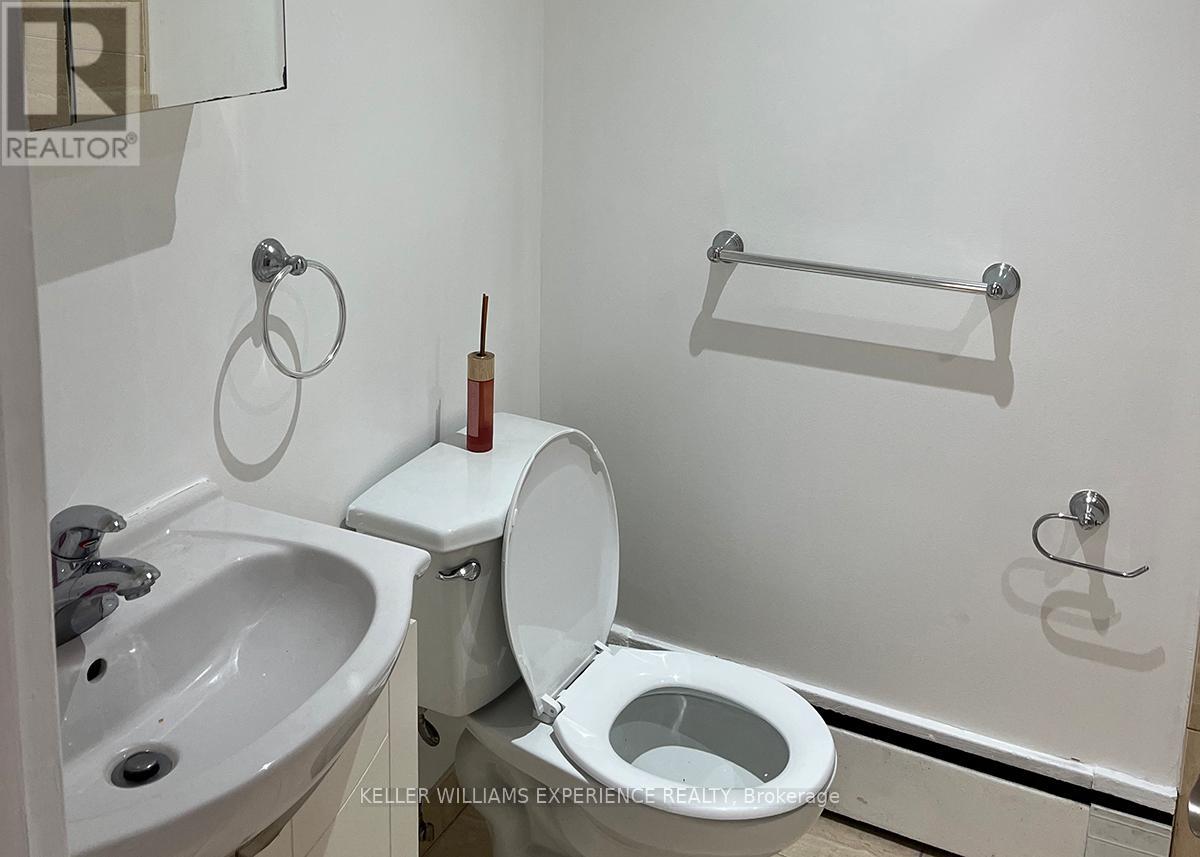 4 - 2251 Kipling Avenue, Toronto, Ontario  M9W 4L5 - Photo 10 - W12293171