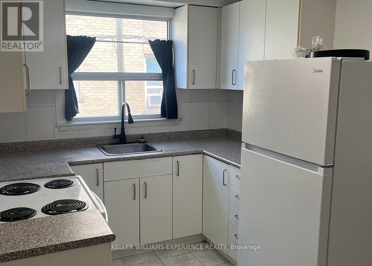 4 - 2251 Kipling Avenue, Toronto, Ontario  M9W 4L5 - Photo 4 - W12293171