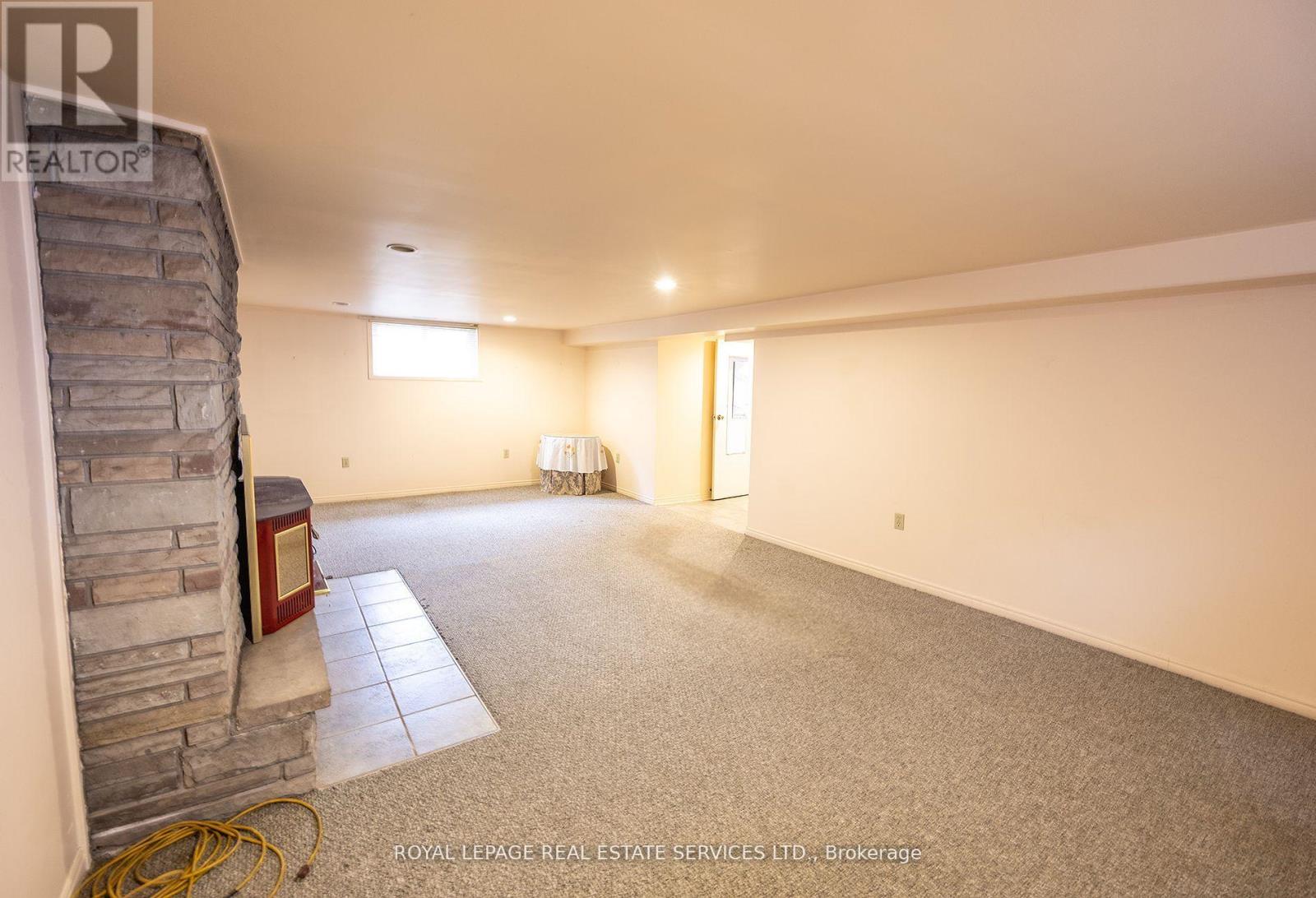 1361 Kenmuir Avenue, Mississauga, Ontario  L5G 4B3 - Photo 15 - W12293180