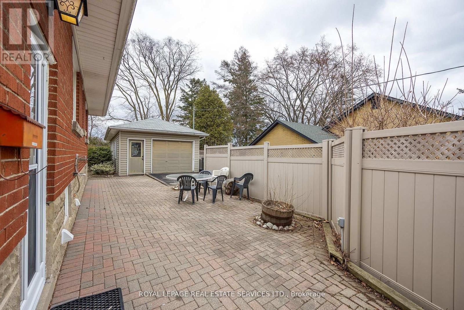 1361 Kenmuir Avenue, Mississauga, Ontario  L5G 4B3 - Photo 18 - W12293180