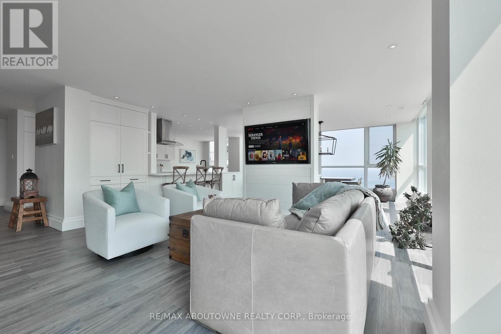1103 - 415 Locust Street, Burlington (Brant), Ontario  L7S 2J2 - Photo 7 - W12293211