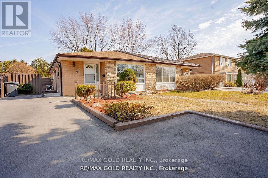 Property at 41 DANESBURY CRESCENT image 2