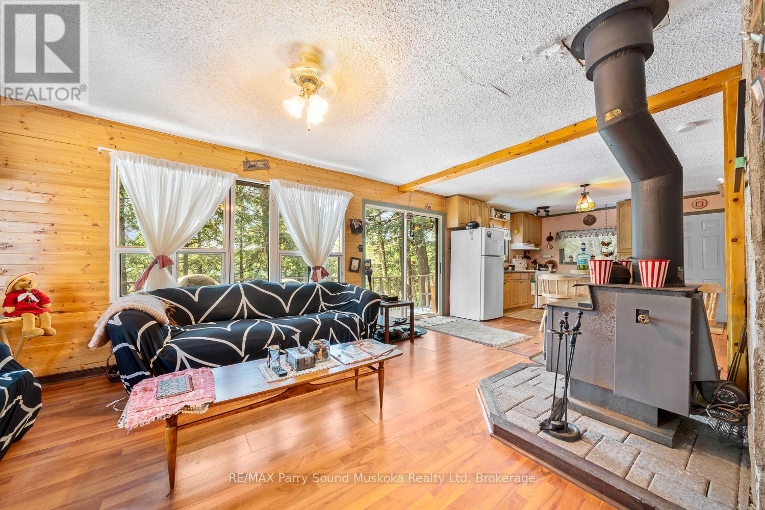 20 Peninsula Trail, Seguin, Ontario  P2A 2W8 - Photo 27 - X12293231