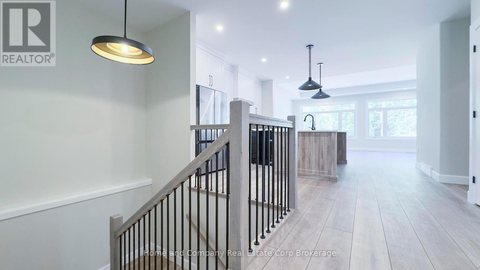 52 Deer Ridge Lane, Bluewater, Ontario  N0M 1G0 - Photo 10 - X12293324