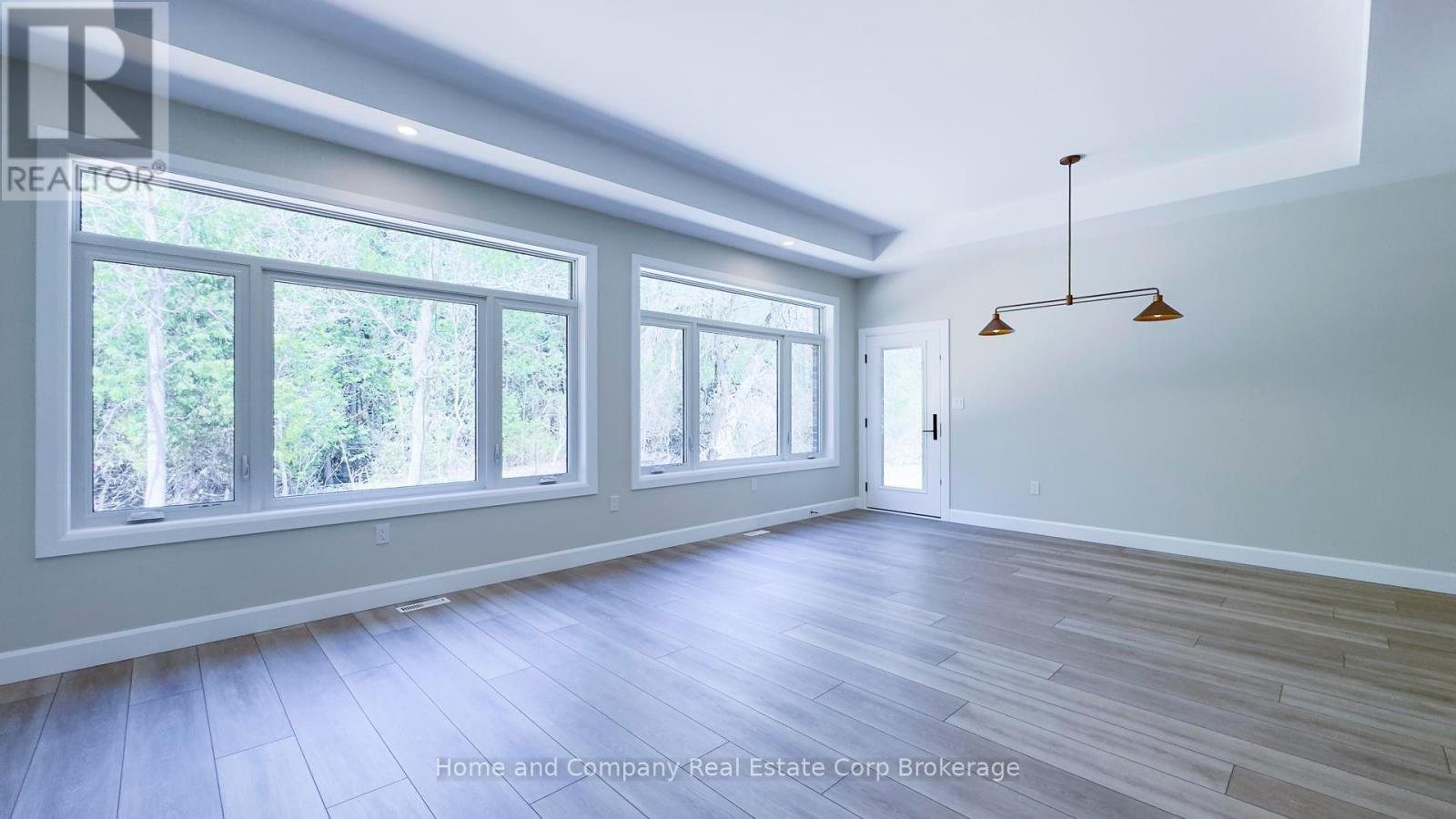 52 Deer Ridge Lane, Bluewater, Ontario  N0M 1G0 - Photo 17 - X12293324