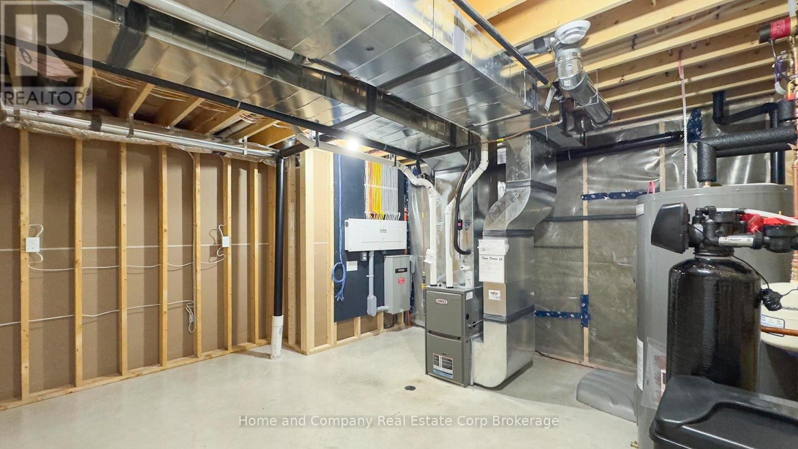 52 Deer Ridge Lane, Bluewater, Ontario  N0M 1G0 - Photo 26 - X12293324