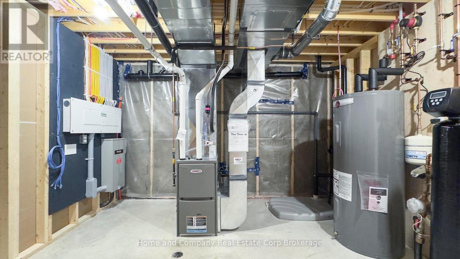 52 Deer Ridge Lane, Bluewater, Ontario  N0M 1G0 - Photo 28 - X12293324