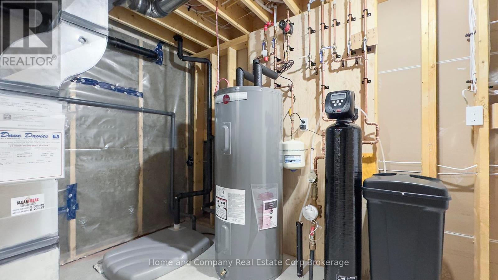 52 Deer Ridge Lane, Bluewater, Ontario  N0M 1G0 - Photo 29 - X12293324