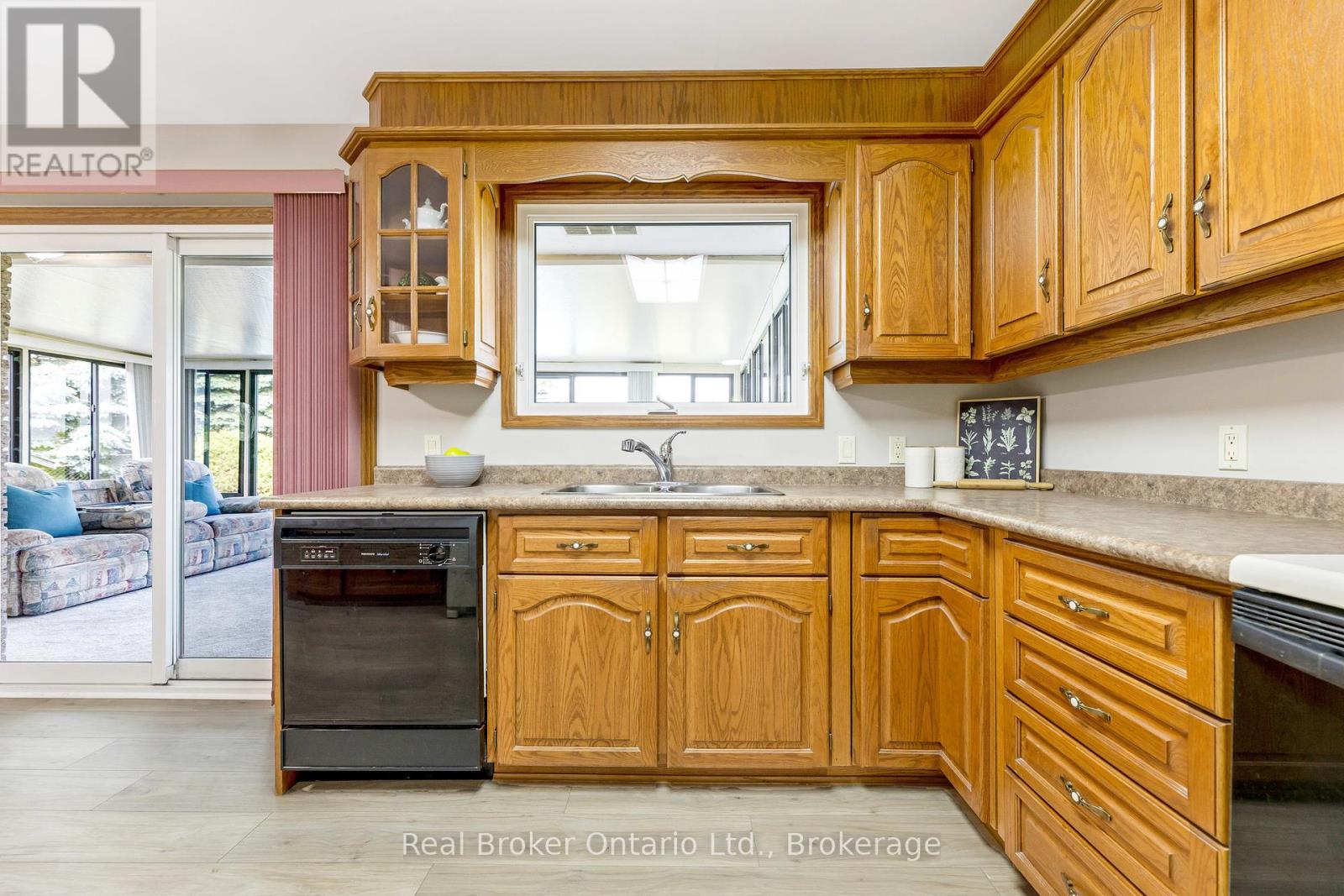 9412 Sideroad 17, Erin, Ontario  N0B 1Z0 - Photo 10 - X12293341