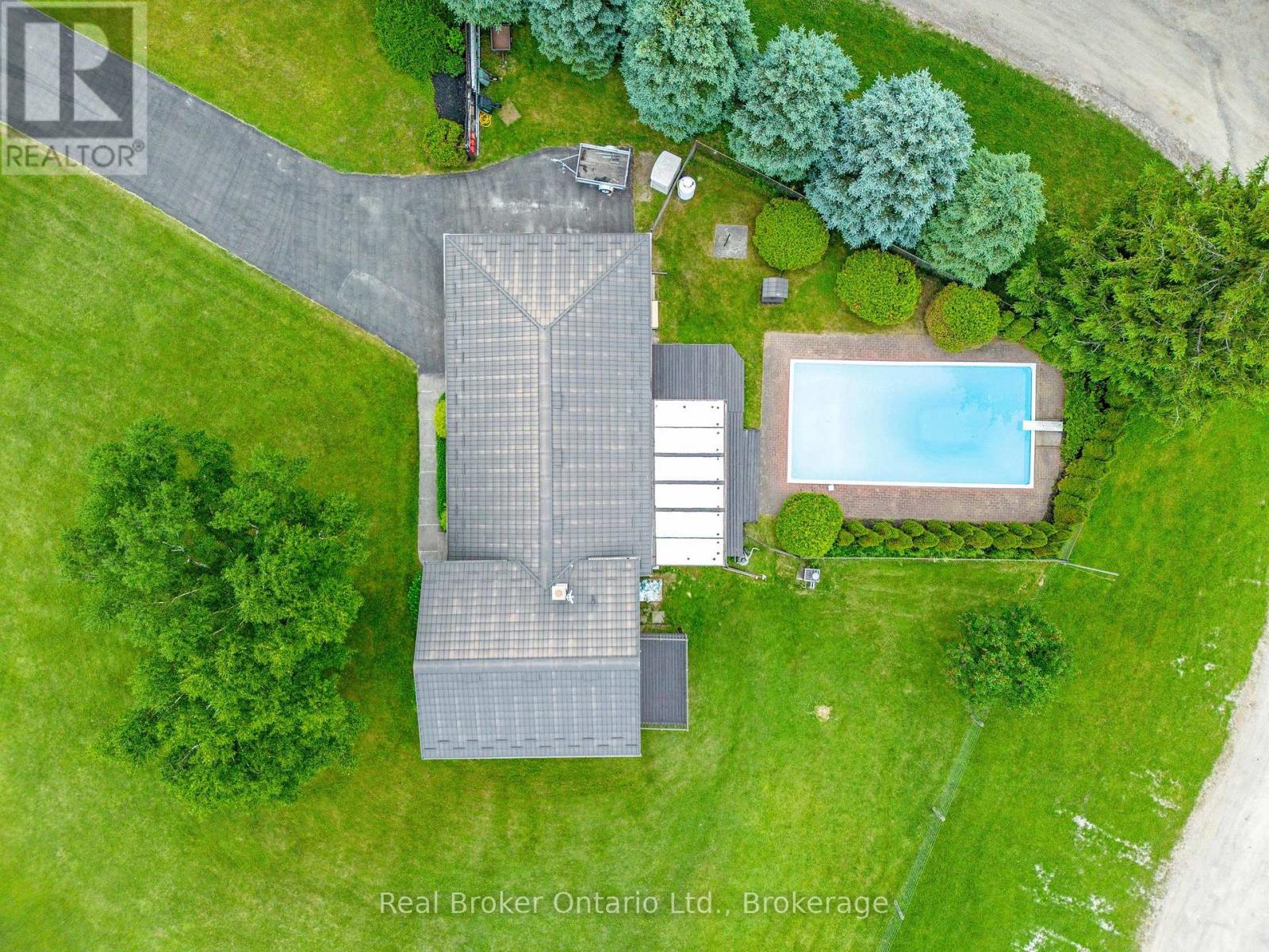Property at 9412 SIDEROAD 17 image 3