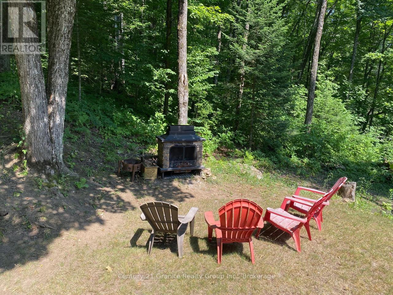 1013 Miskwabi Lake Road, Dysart Et Al, Ontario  K0M 1S0 - Photo 20 - X12293344