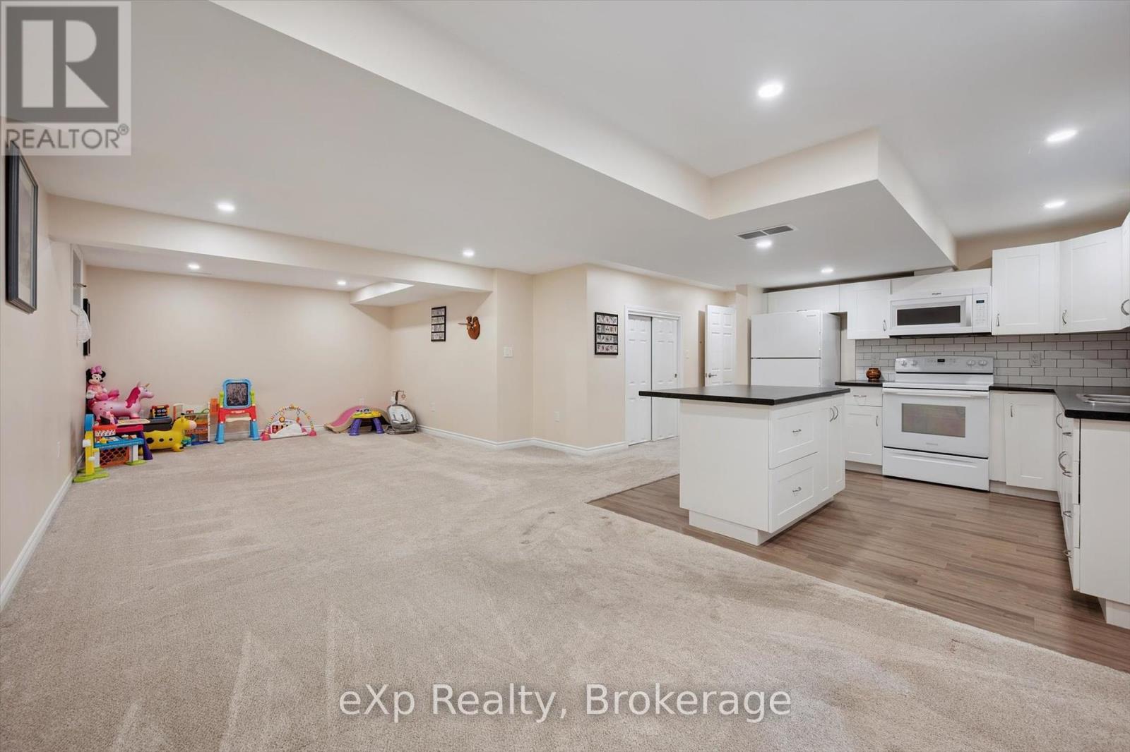 128 Winston Street, Guelph/eramosa, Ontario  N0B 2K0 - Photo 29 - X12293386