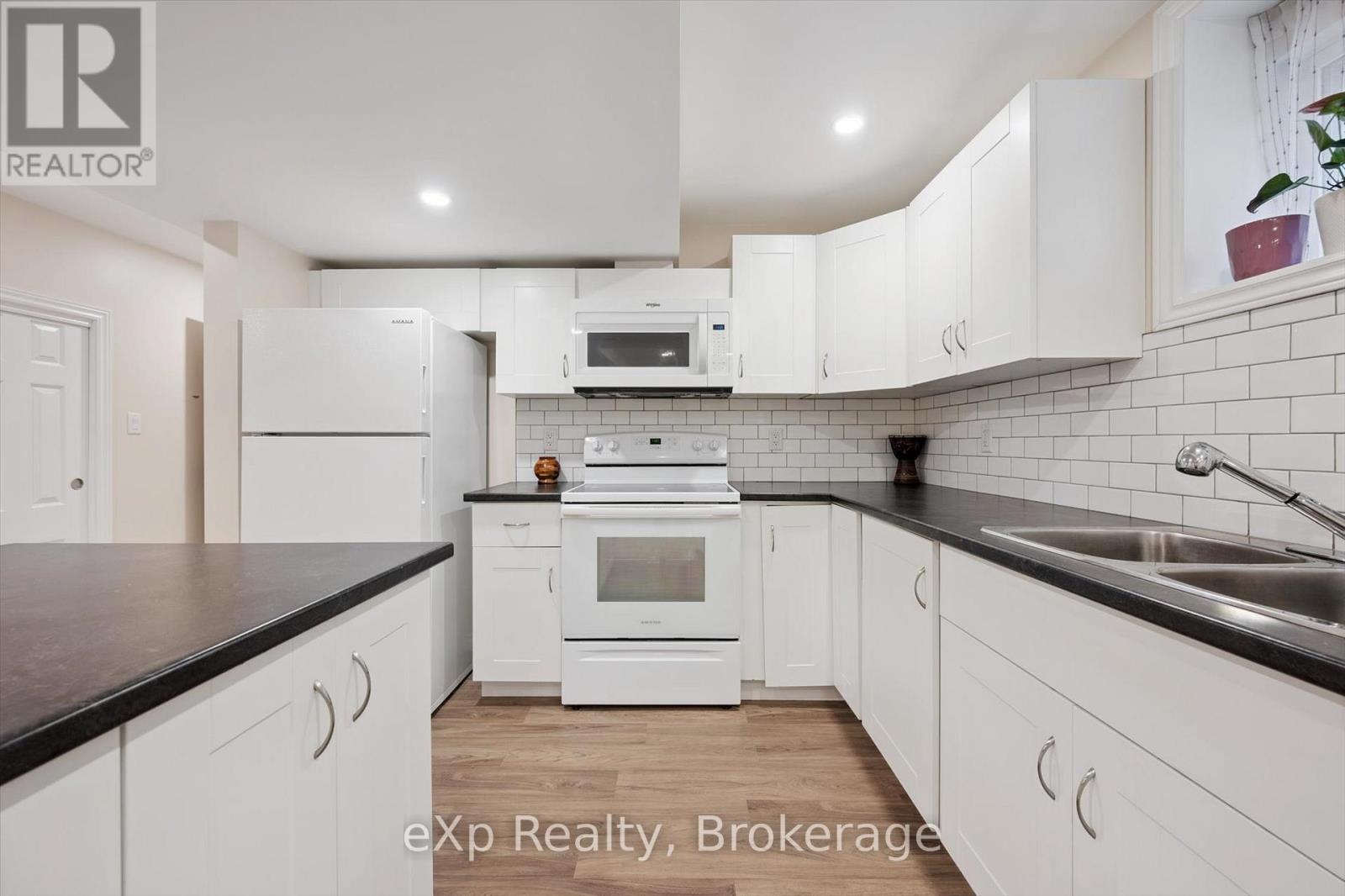 128 Winston Street, Guelph/eramosa, Ontario  N0B 2K0 - Photo 32 - X12293386