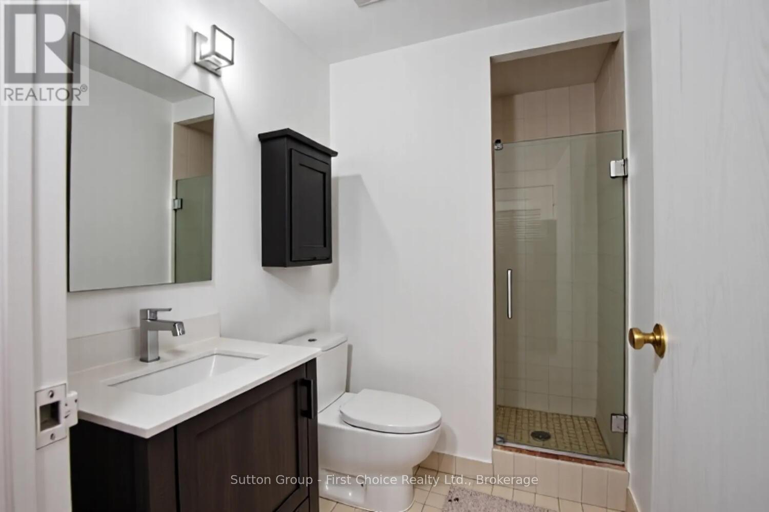 401 - 11 Cobourg Street, Stratford, Ontario  N5A 3E4 - Photo 15 - X12293398
