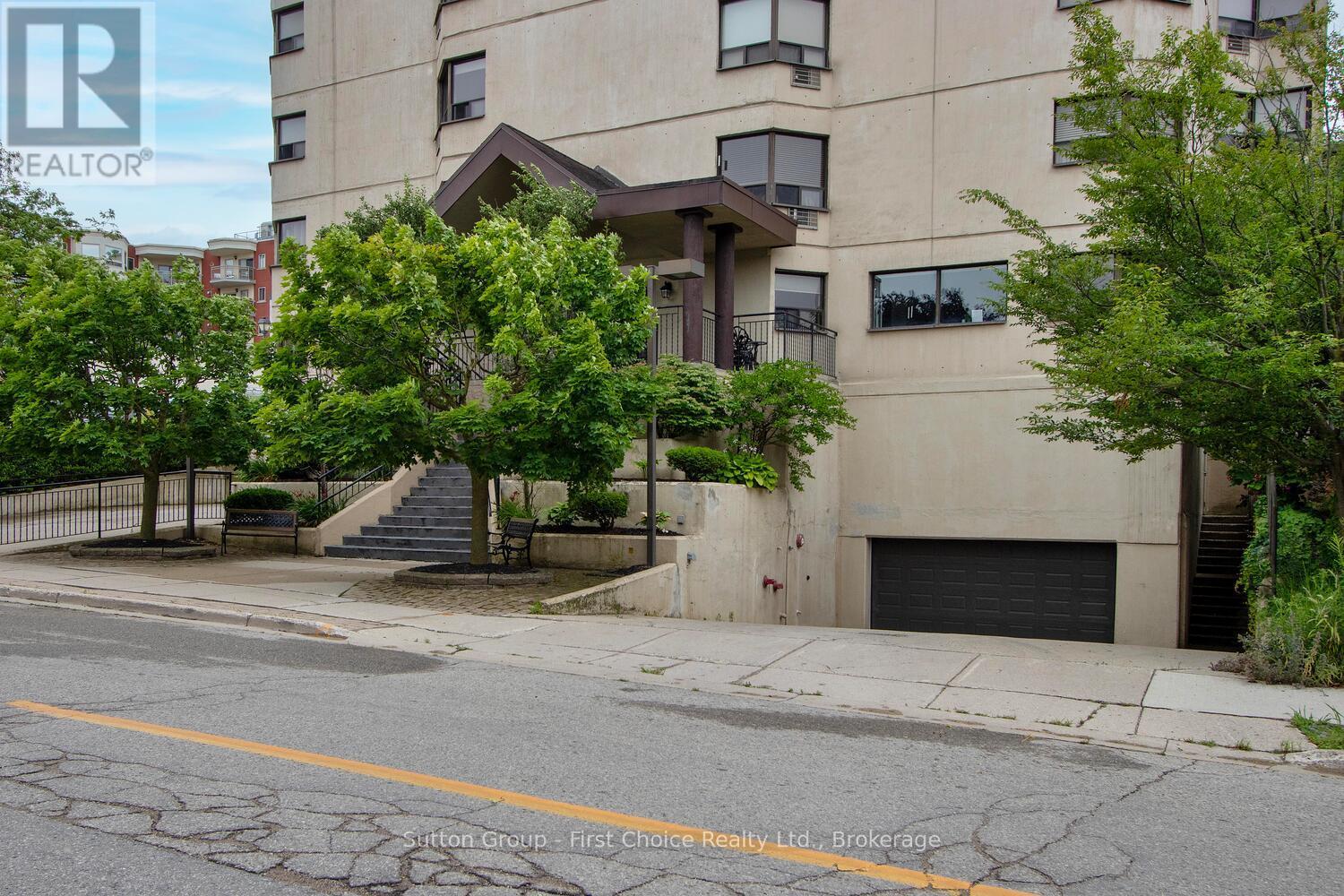 401 - 11 Cobourg Street, Stratford, Ontario  N5A 3E4 - Photo 4 - X12293398