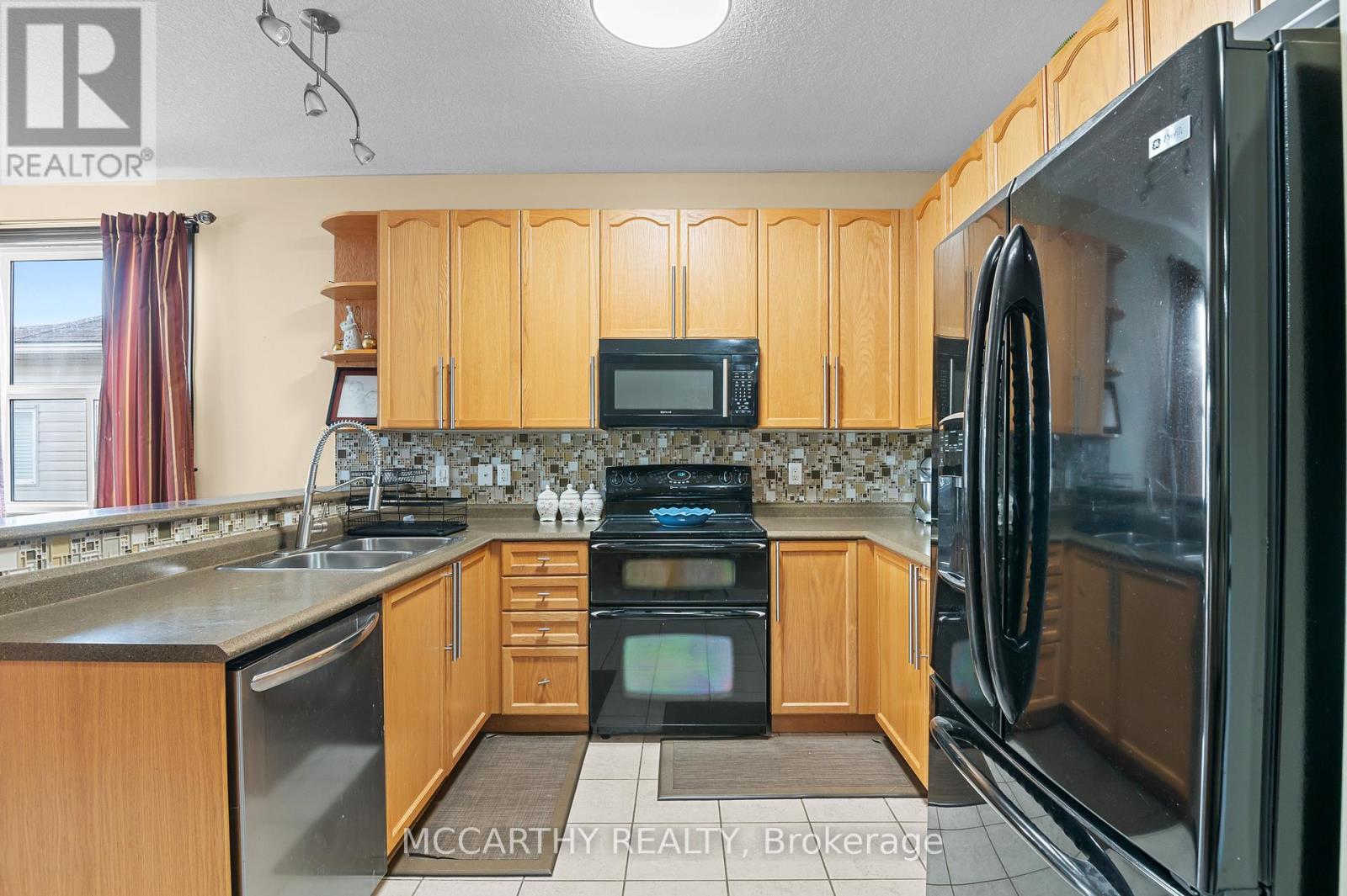 541 Fiddle Park Lane, Shelburne, Ontario  L9V 3B9 - Photo 11 - X12293184