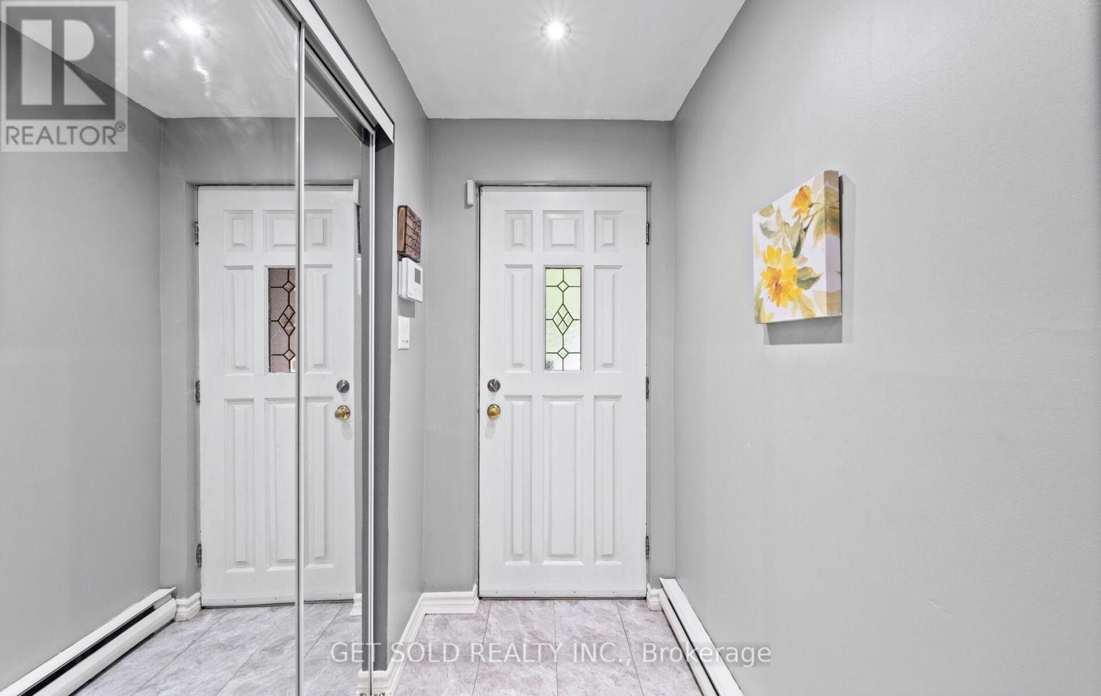 Property at 6 DARRAS COURT image 3