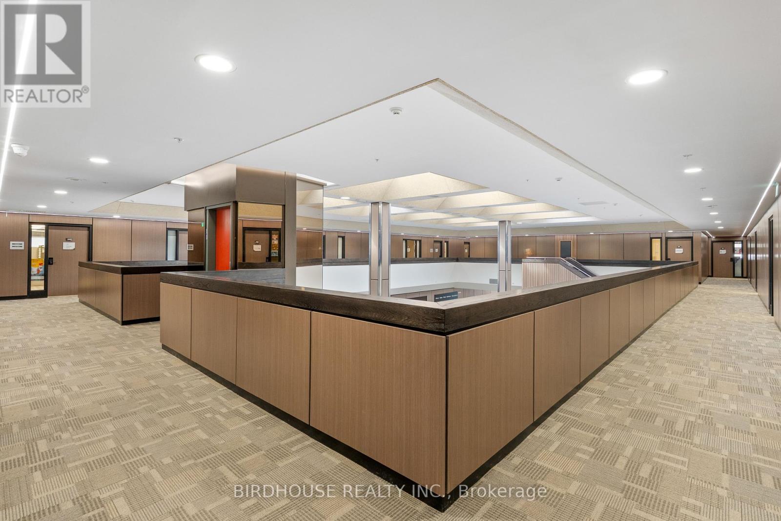 205 - 189 Kent Street W, Kawartha Lakes, Ontario  K9V 5G6 - Photo 18 - X12292172