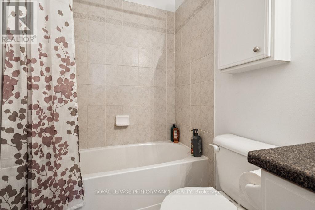 5 - 67 Steele Park Private, Ottawa, Ontario  K1J 0J2 - Photo 21 - X12293316