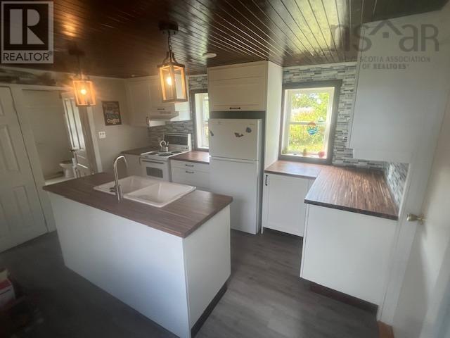 1095 New Harbour Lundy Road, Larry's River, Nova Scotia  B0H 1T0 - Photo 1 - 202504964