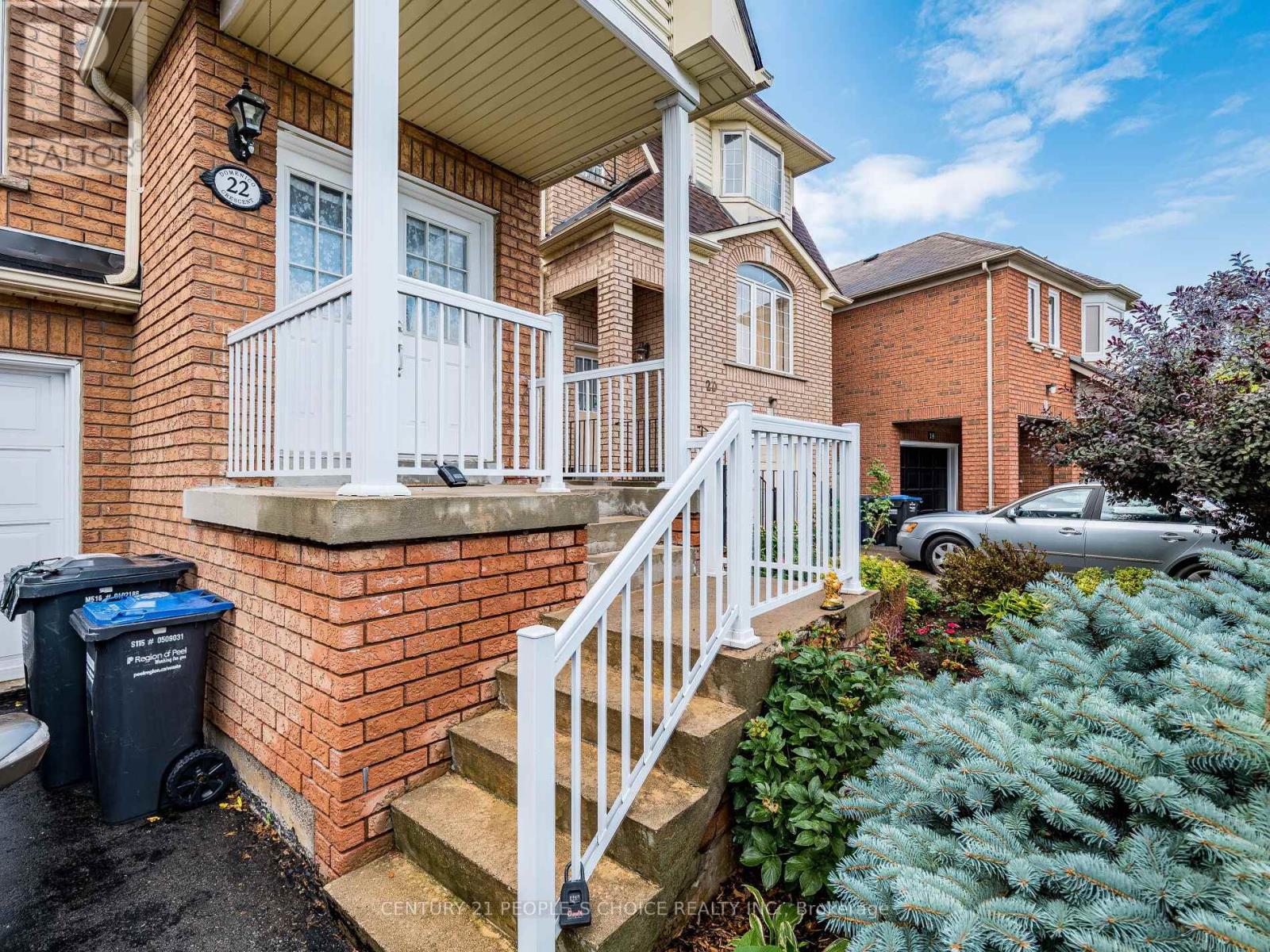 Property at 22 DOMENICO CRESCENT image 5