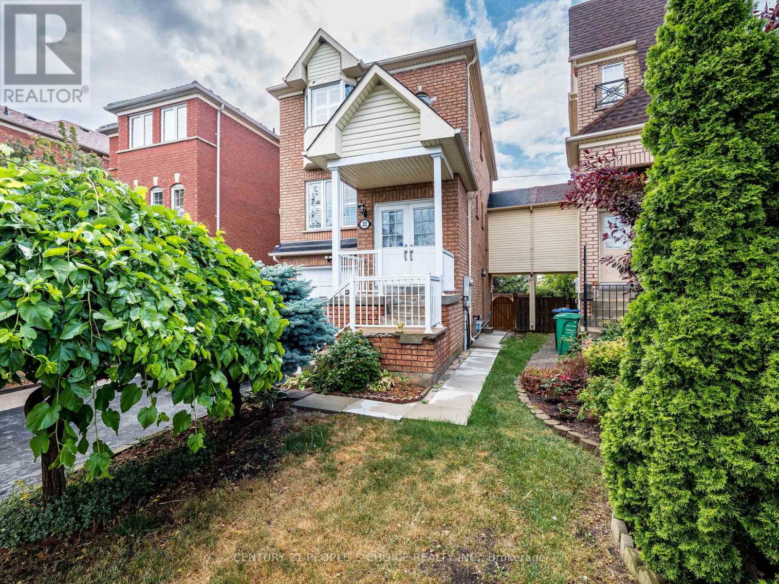 Property at 22 DOMENICO CRESCENT image 3