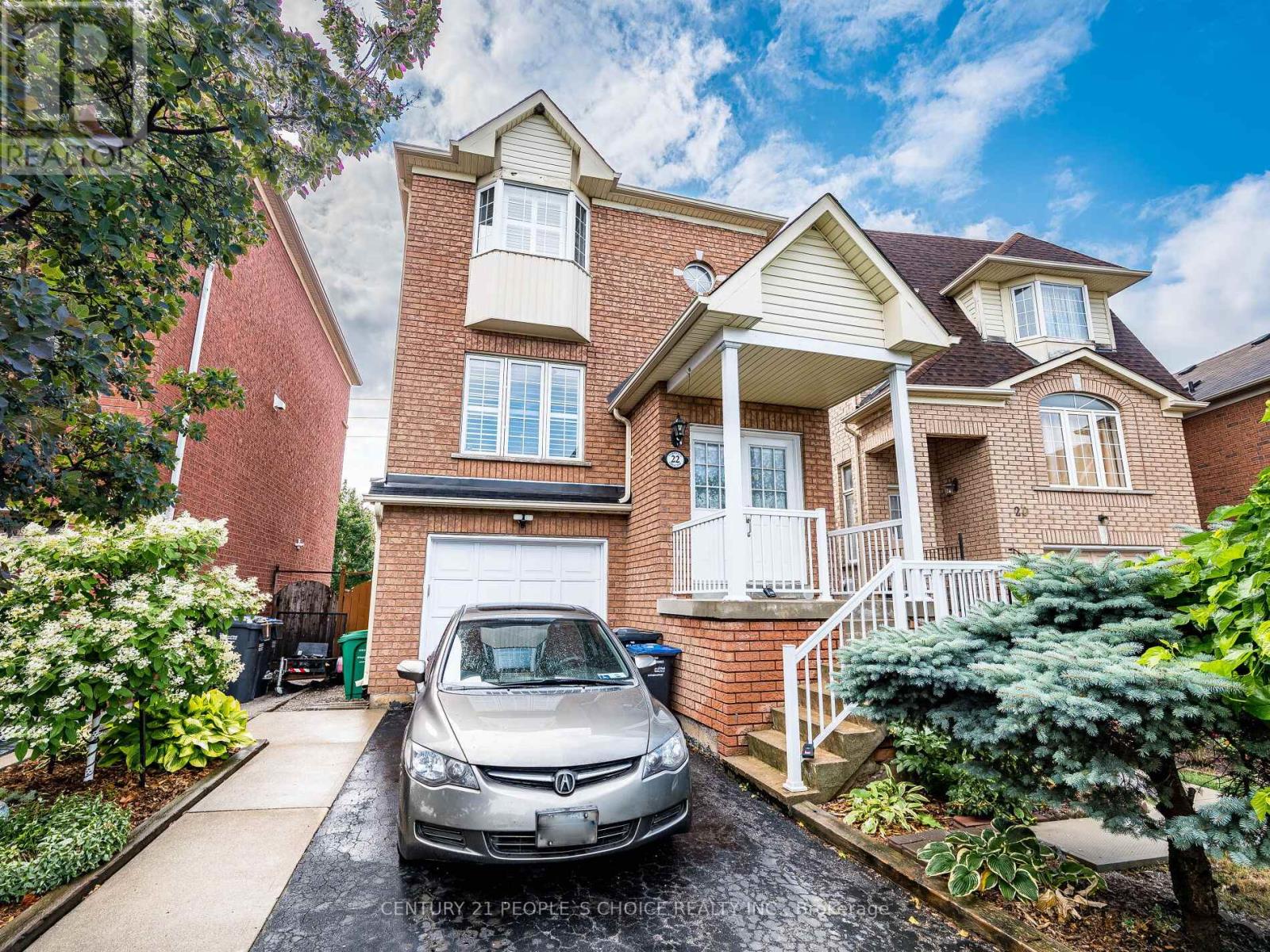 Property at 22 DOMENICO CRESCENT image 4