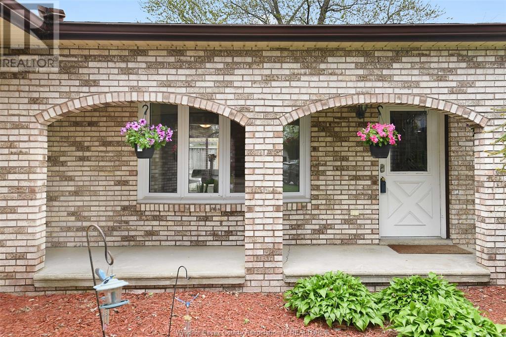 Property at 110 Lake Erie DRIVE image 5