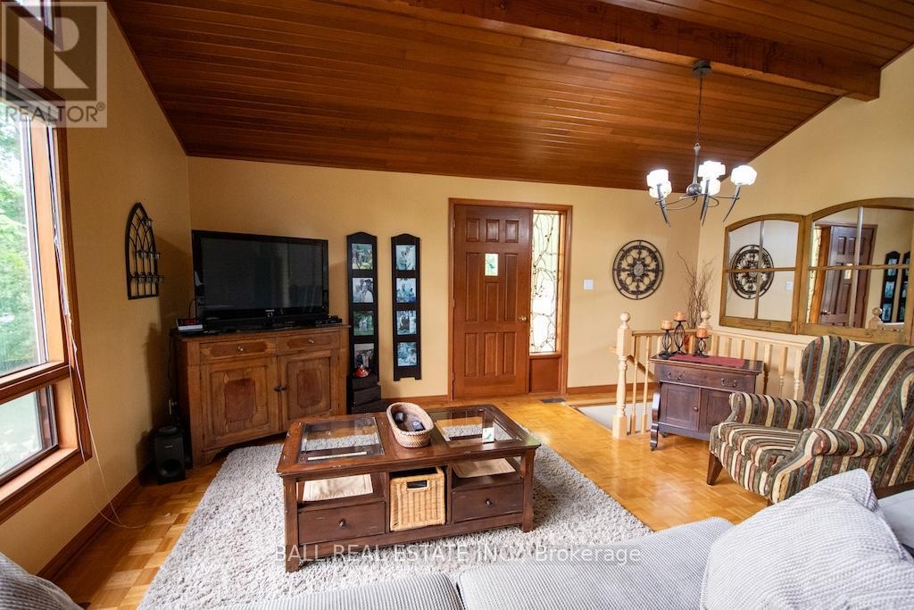 2811 Antelope Trail, Selwyn, Ontario  K0L 2H0 - Photo 11 - X12293444