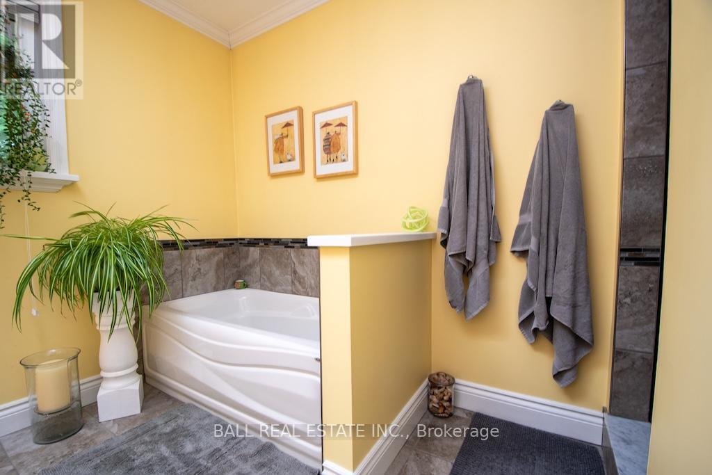 2811 Antelope Trail, Selwyn, Ontario  K0L 2H0 - Photo 31 - X12293444