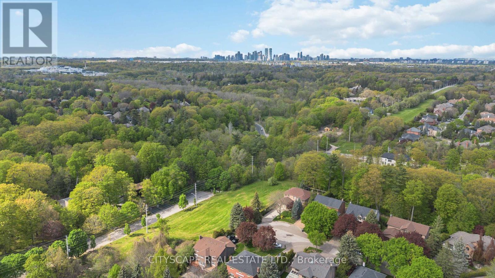 1836 Friar Tuck Court, Mississauga, Ontario  L5K 2L4 - Photo 33 - W12291825