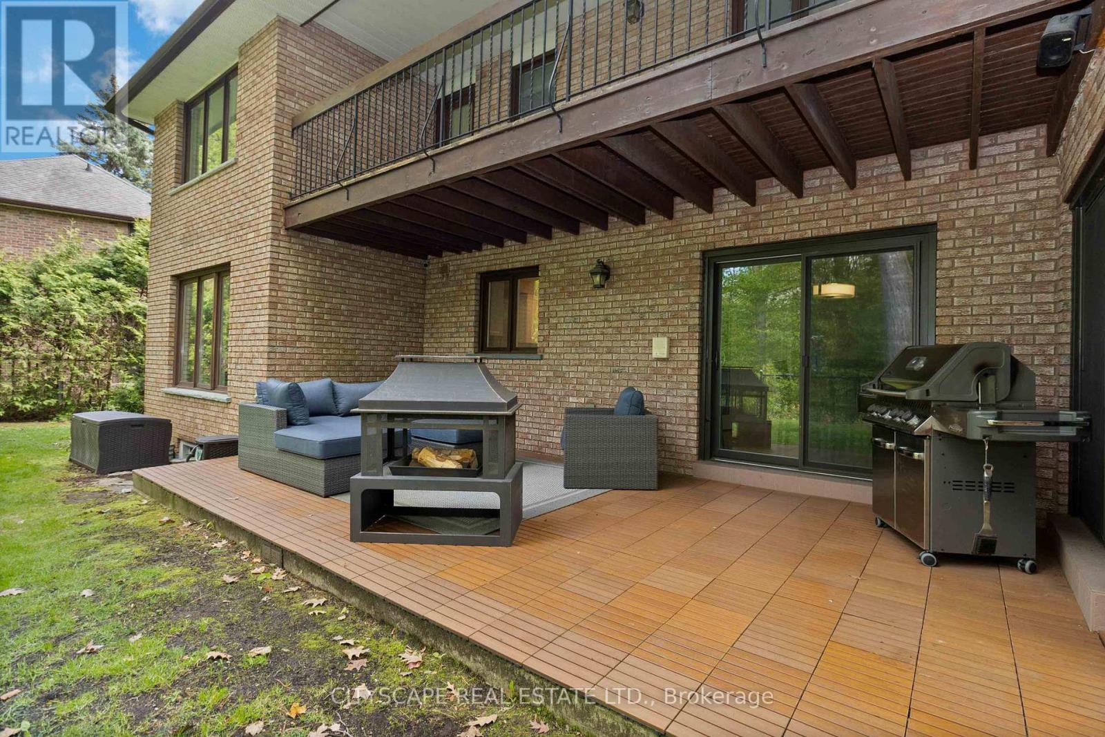 1836 Friar Tuck Court, Mississauga, Ontario  L5K 2L4 - Photo 36 - W12291825