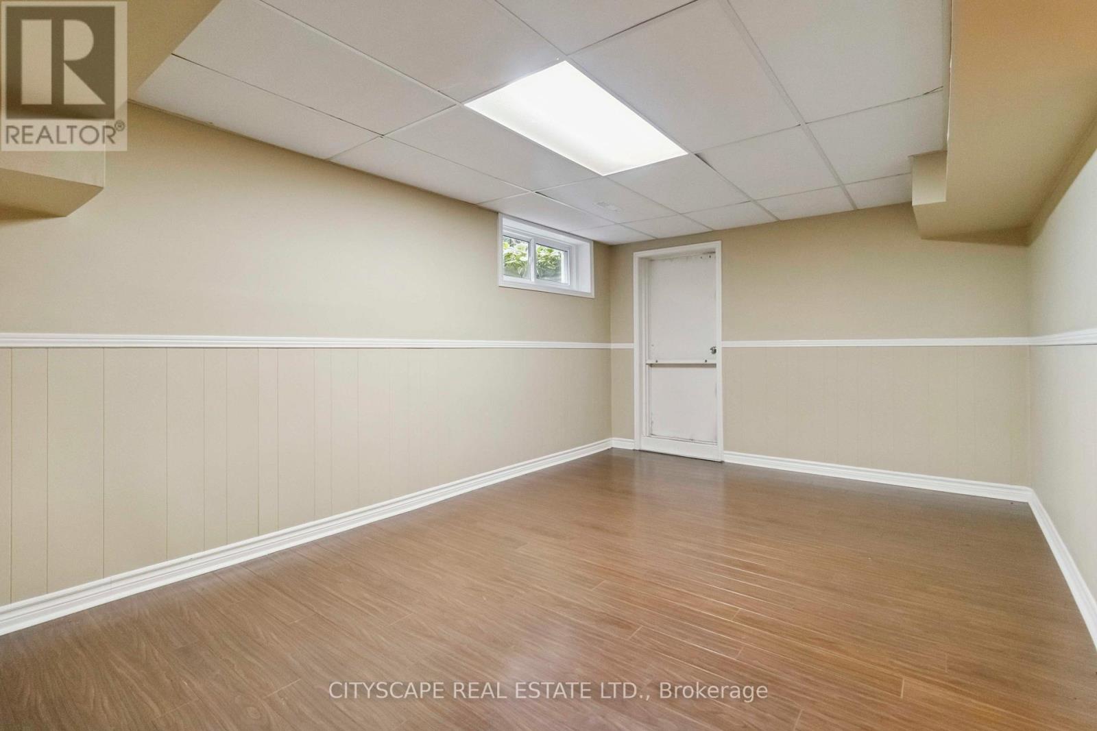 1836 Friar Tuck Court, Mississauga, Ontario  L5K 2L4 - Photo 26 - W12291825