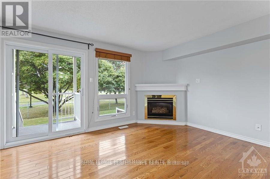 10 - 1132 Gablefield Private, Ottawa, Ontario  K1J 1E3 - Photo 14 - X12293443