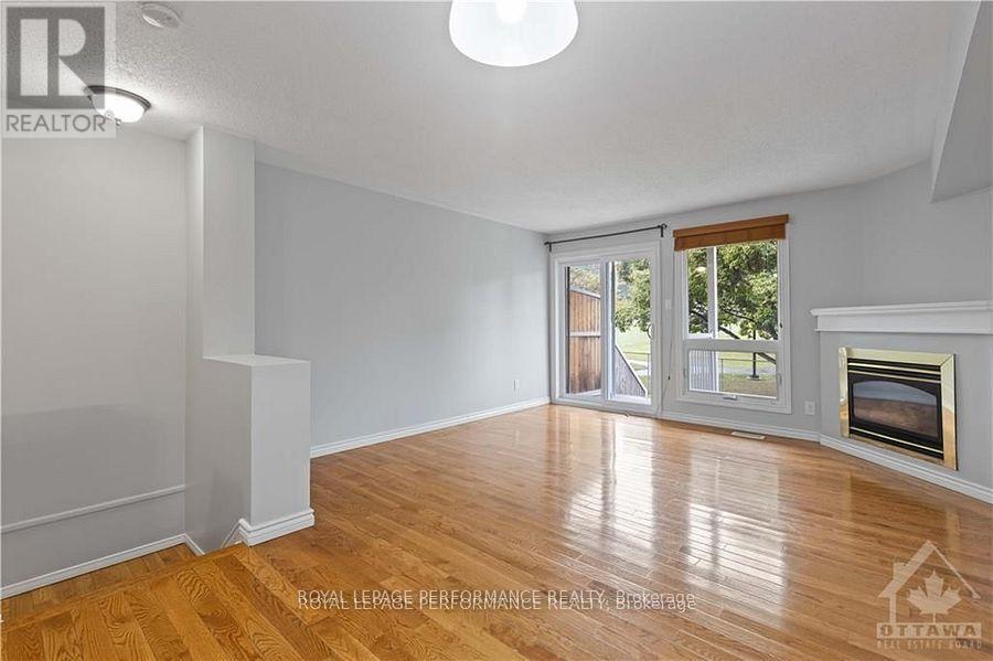 10 - 1132 Gablefield Private, Ottawa, Ontario  K1J 1E3 - Photo 15 - X12293443