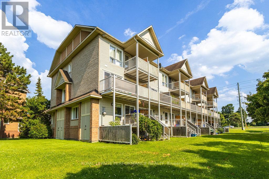 10 - 1132 Gablefield Private, Ottawa, Ontario  K1J 1E3 - Photo 31 - X12293443