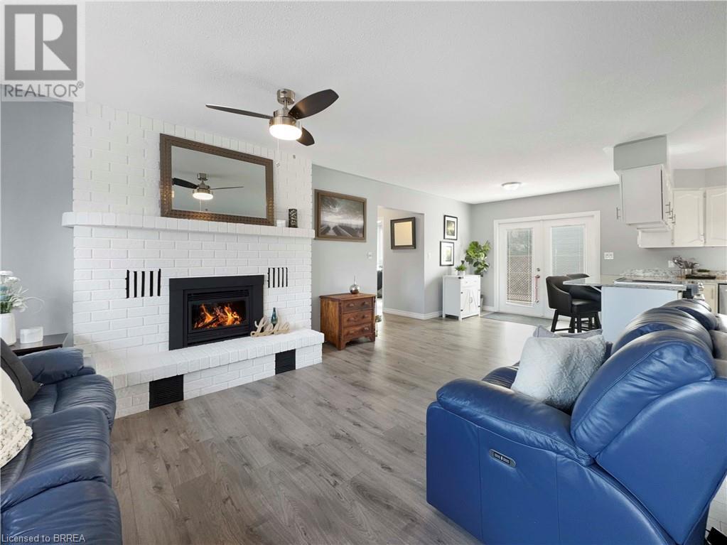Property at 30 LINGWOOD Drive image 5